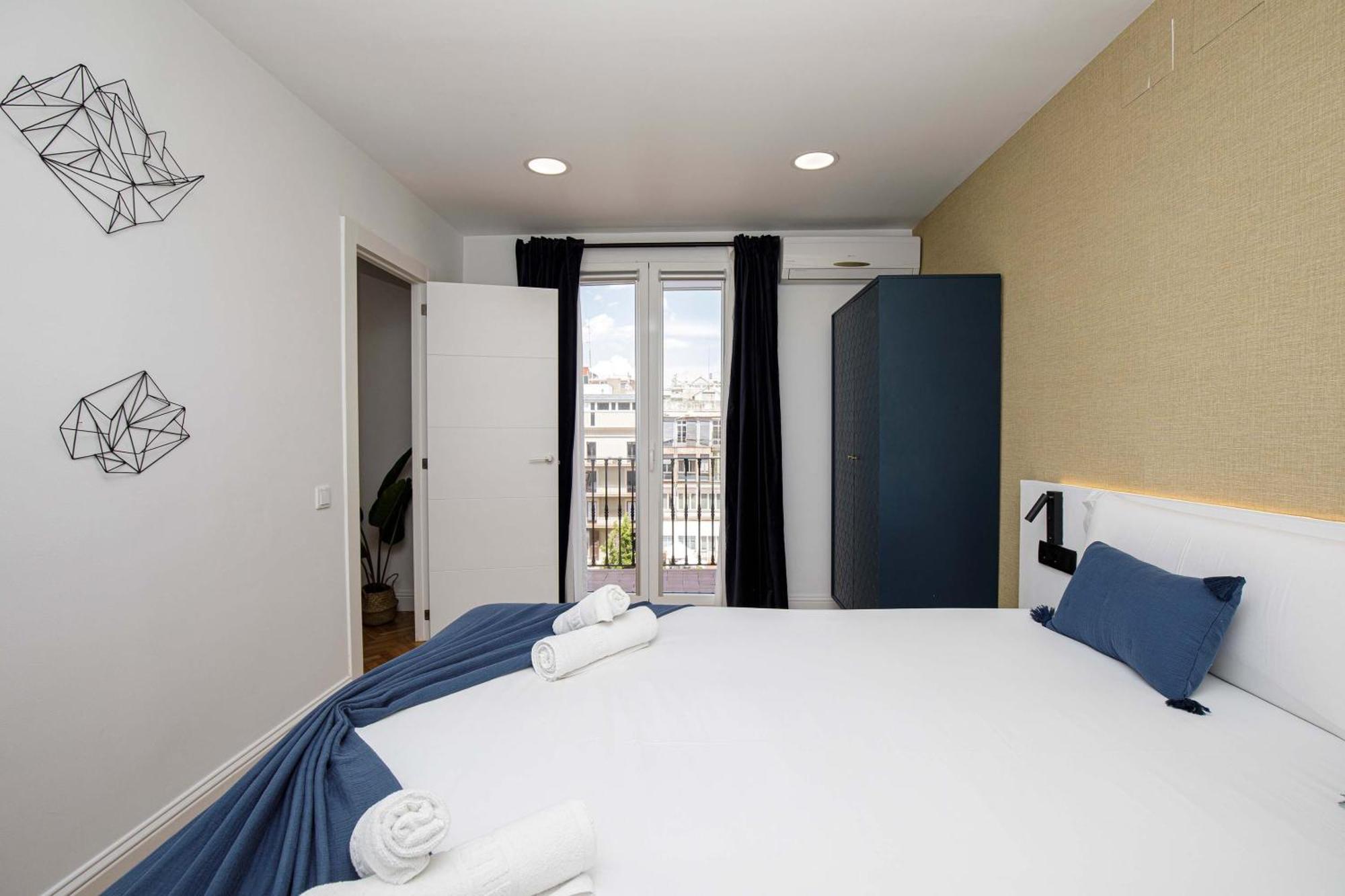 Stay U-Nique Apartments Rambla Catalunya VI Barcelona Bagian luar foto