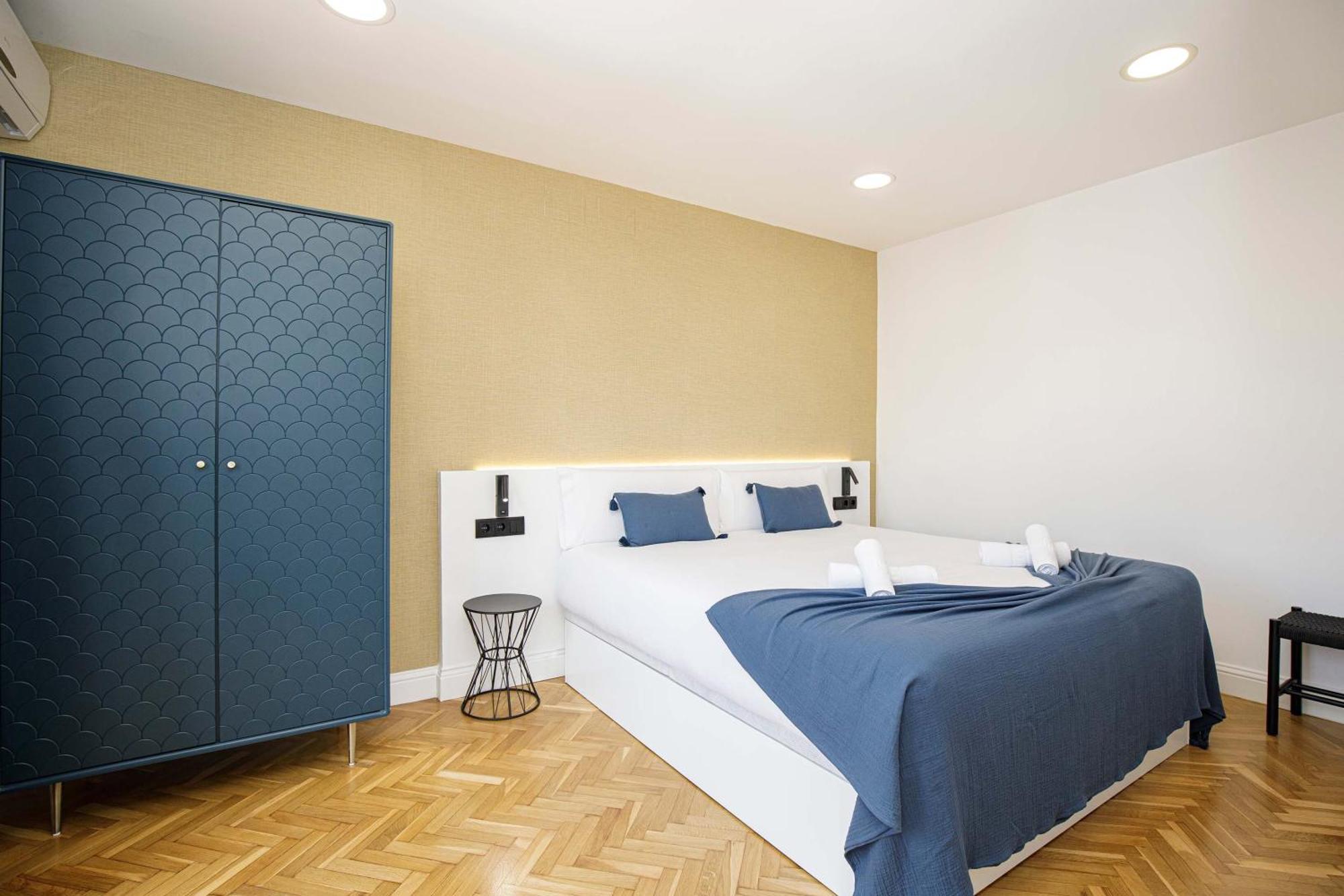 Stay U-Nique Apartments Rambla Catalunya VI Barcelona Bagian luar foto